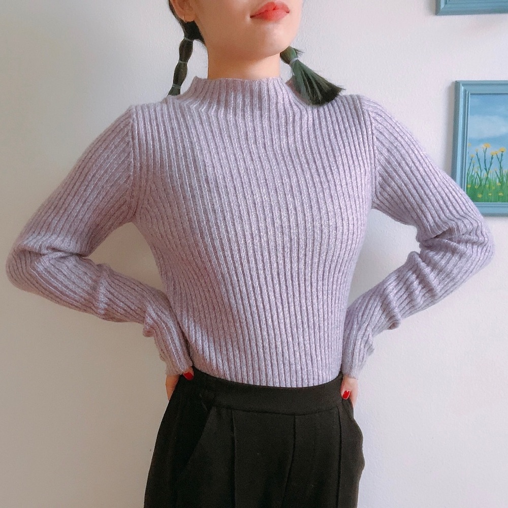 💜 Uniqlo Knit long sleeve mock neck top 💜